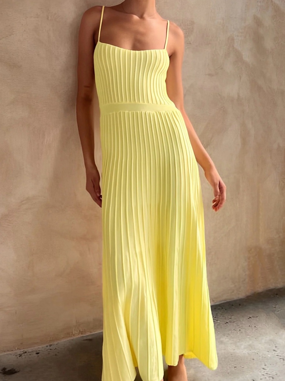 Commense Yellow Pleated Maxi Dress with Spaghetti Straps